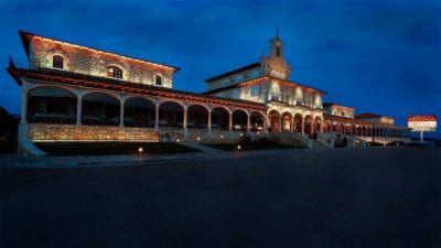 Instalación alumbrado amarillo de bodegas arzuaga